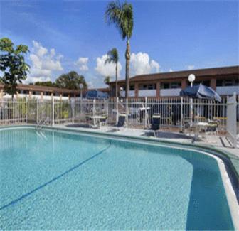 Airport Inn Tampa Buitenkant foto